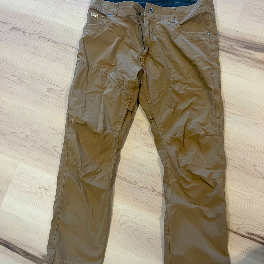 Khaki men’s Kühl plants size 34x30